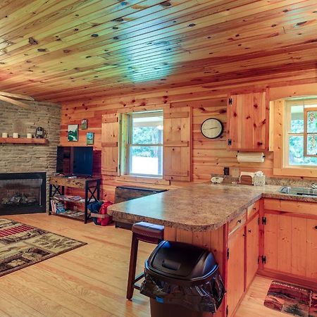 Sparta Blue Ridge Mountain Cabin With Views And Hot Tubヴィラ エクステリア 写真