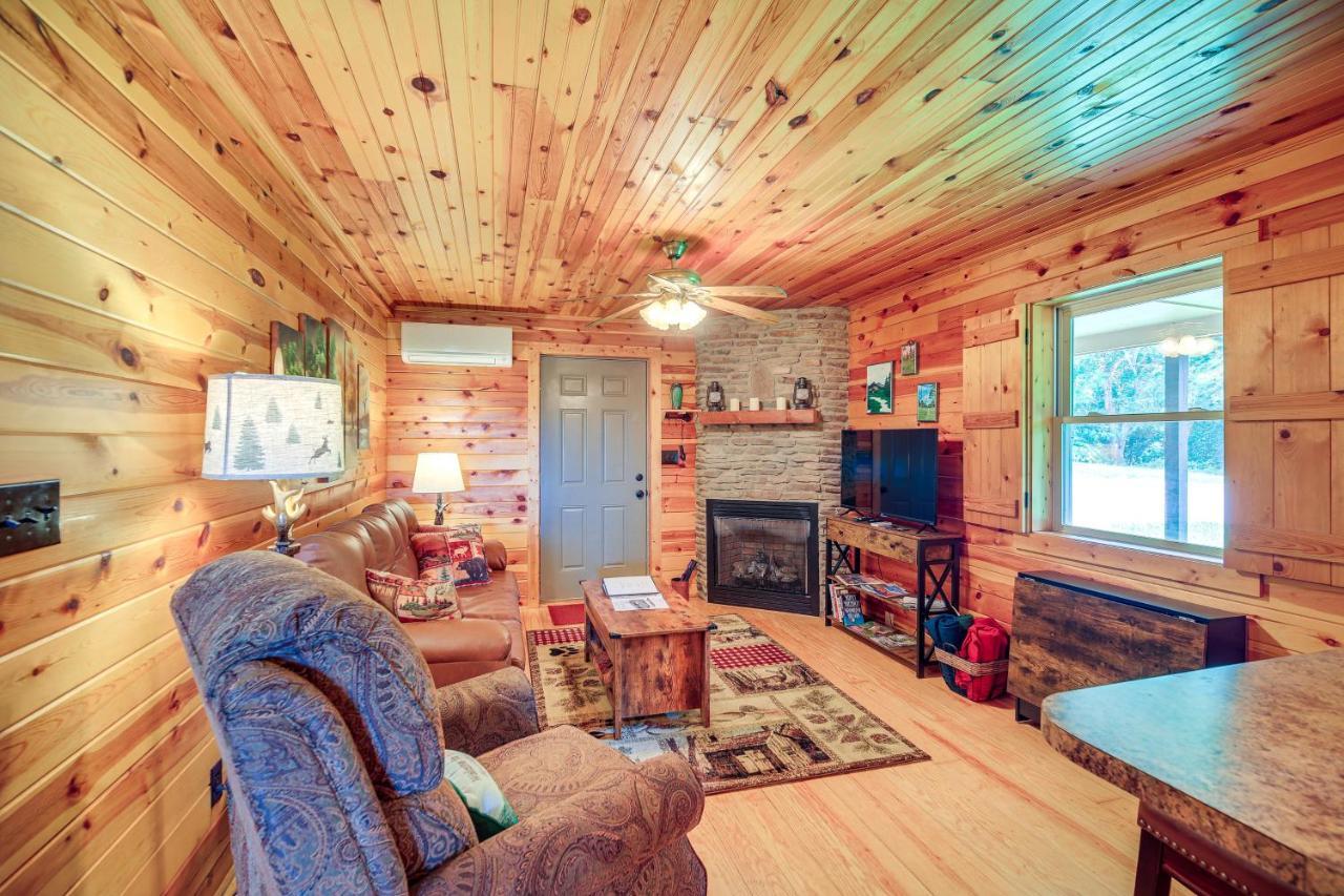 Sparta Blue Ridge Mountain Cabin With Views And Hot Tubヴィラ エクステリア 写真