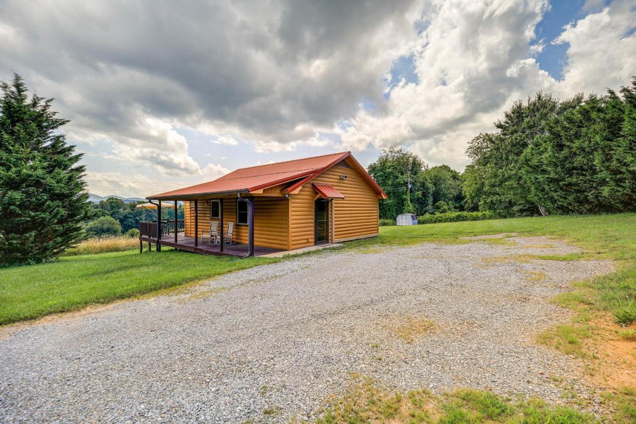 Blue Ridge Mountain Cabin With Views And Hot Tub スパルタ エクステリア 写真