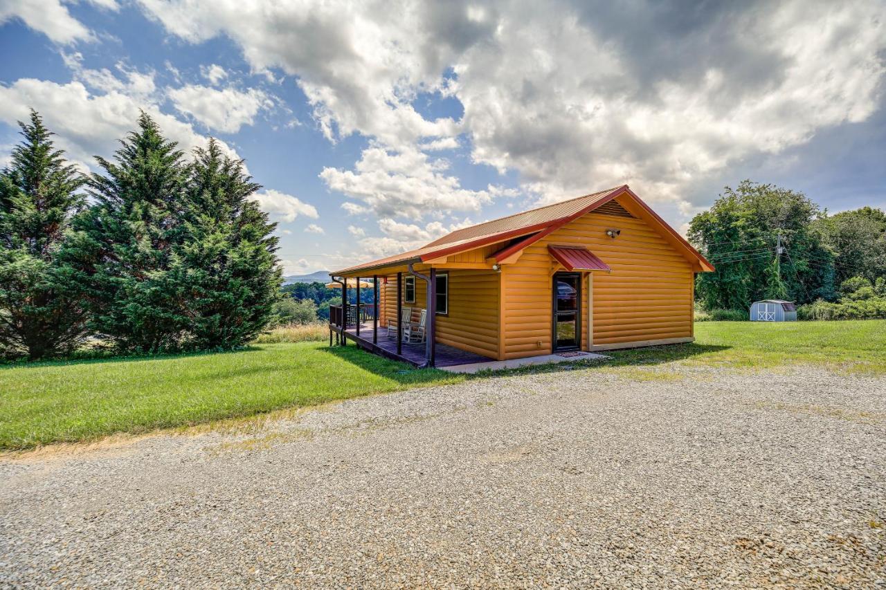 Blue Ridge Mountain Cabin With Views And Hot Tub スパルタ エクステリア 写真