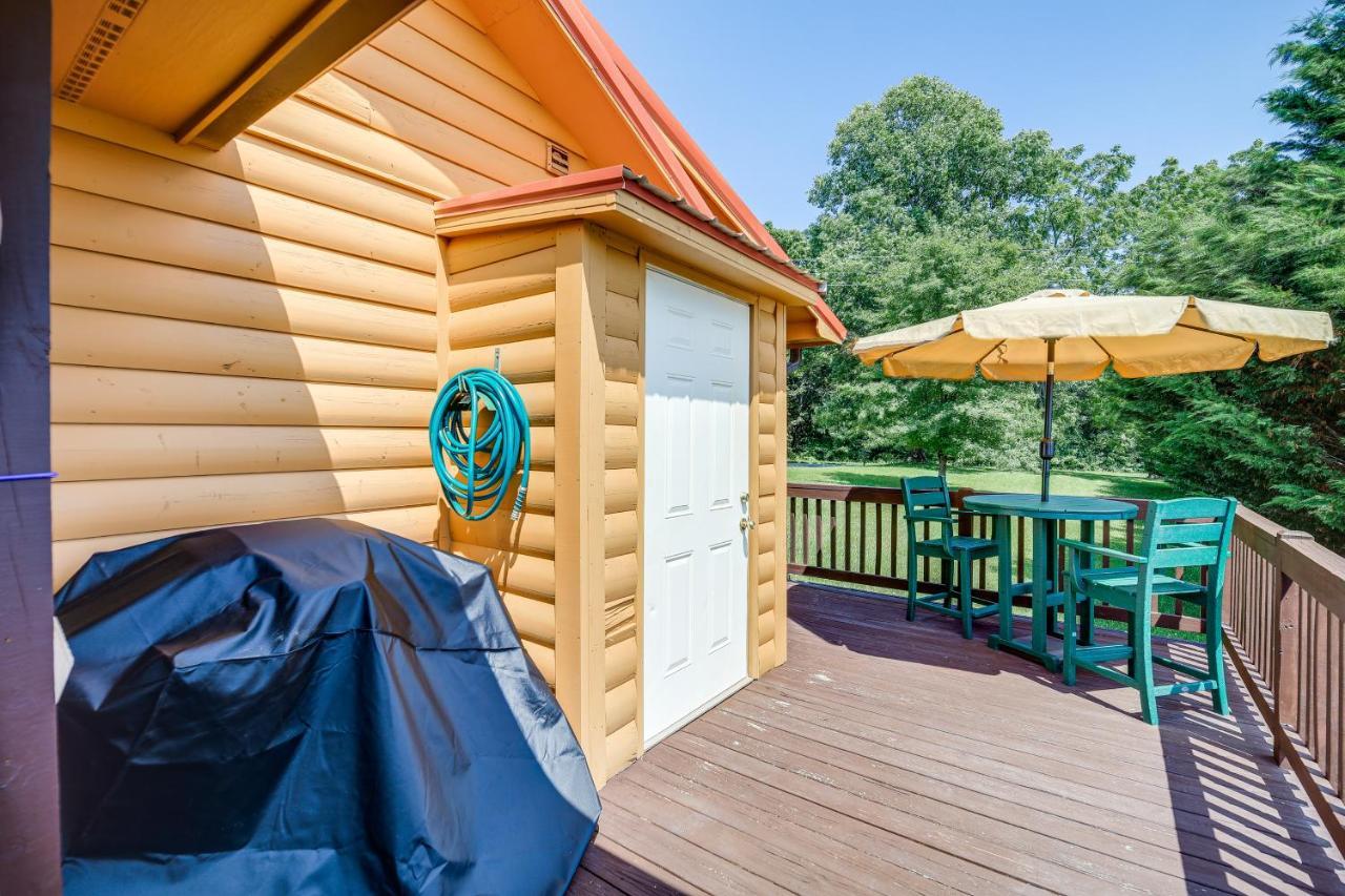 Blue Ridge Mountain Cabin With Views And Hot Tub スパルタ エクステリア 写真