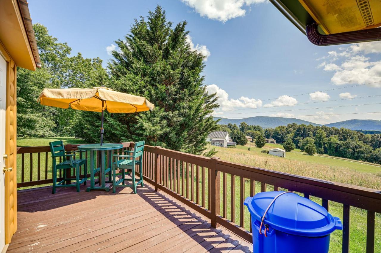 Blue Ridge Mountain Cabin With Views And Hot Tub スパルタ エクステリア 写真